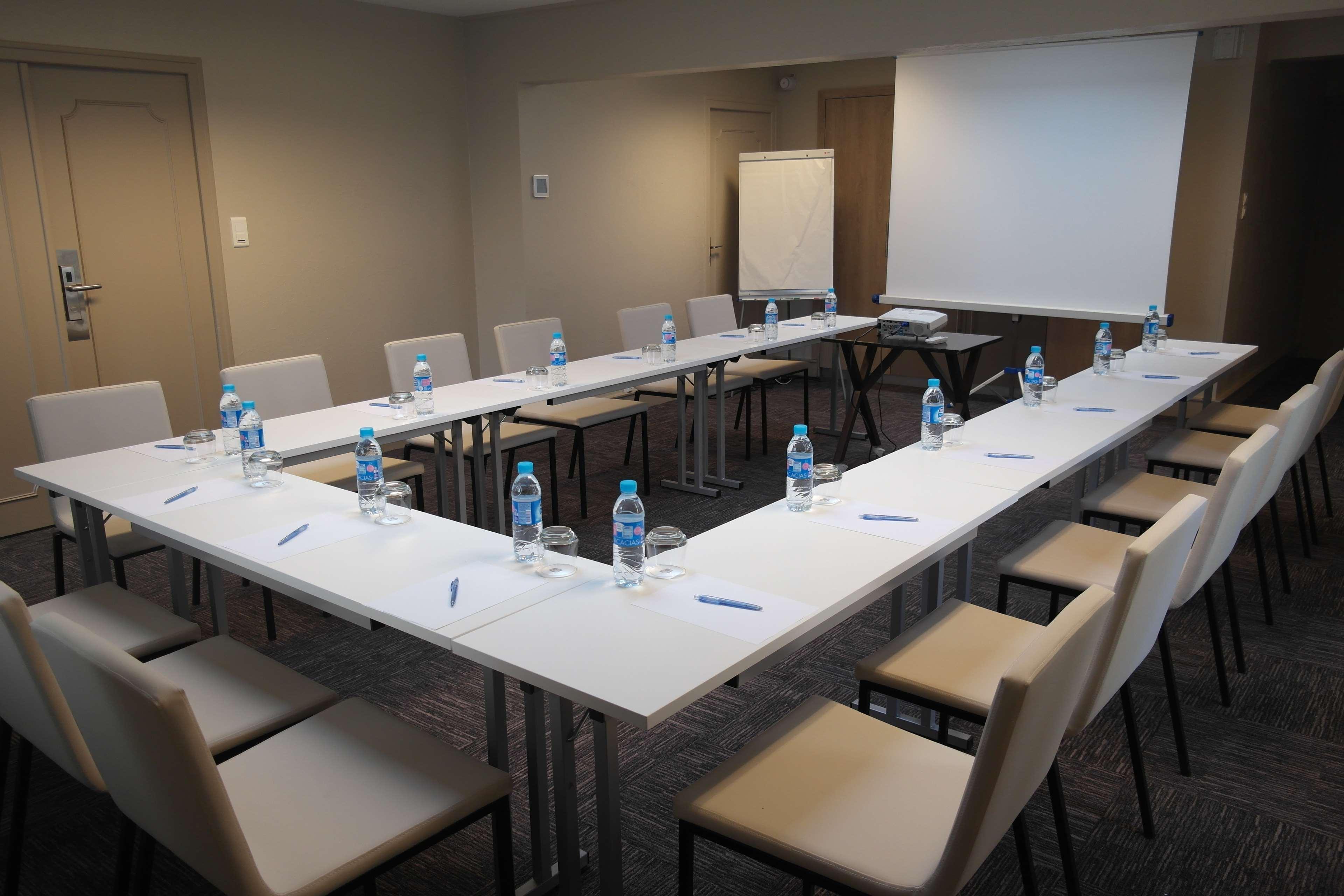 Best Western Le Bois De La Marche Liguge Екстер'єр фото