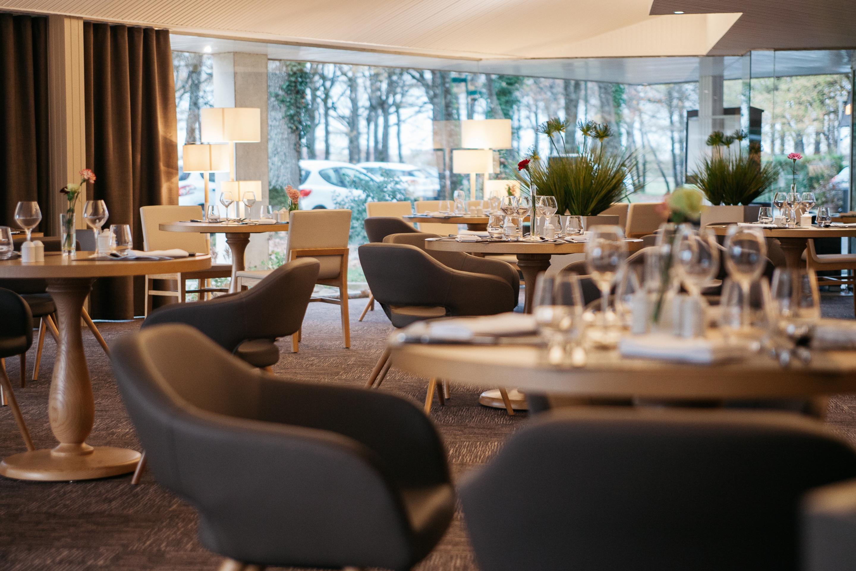 Best Western Le Bois De La Marche Liguge Екстер'єр фото
