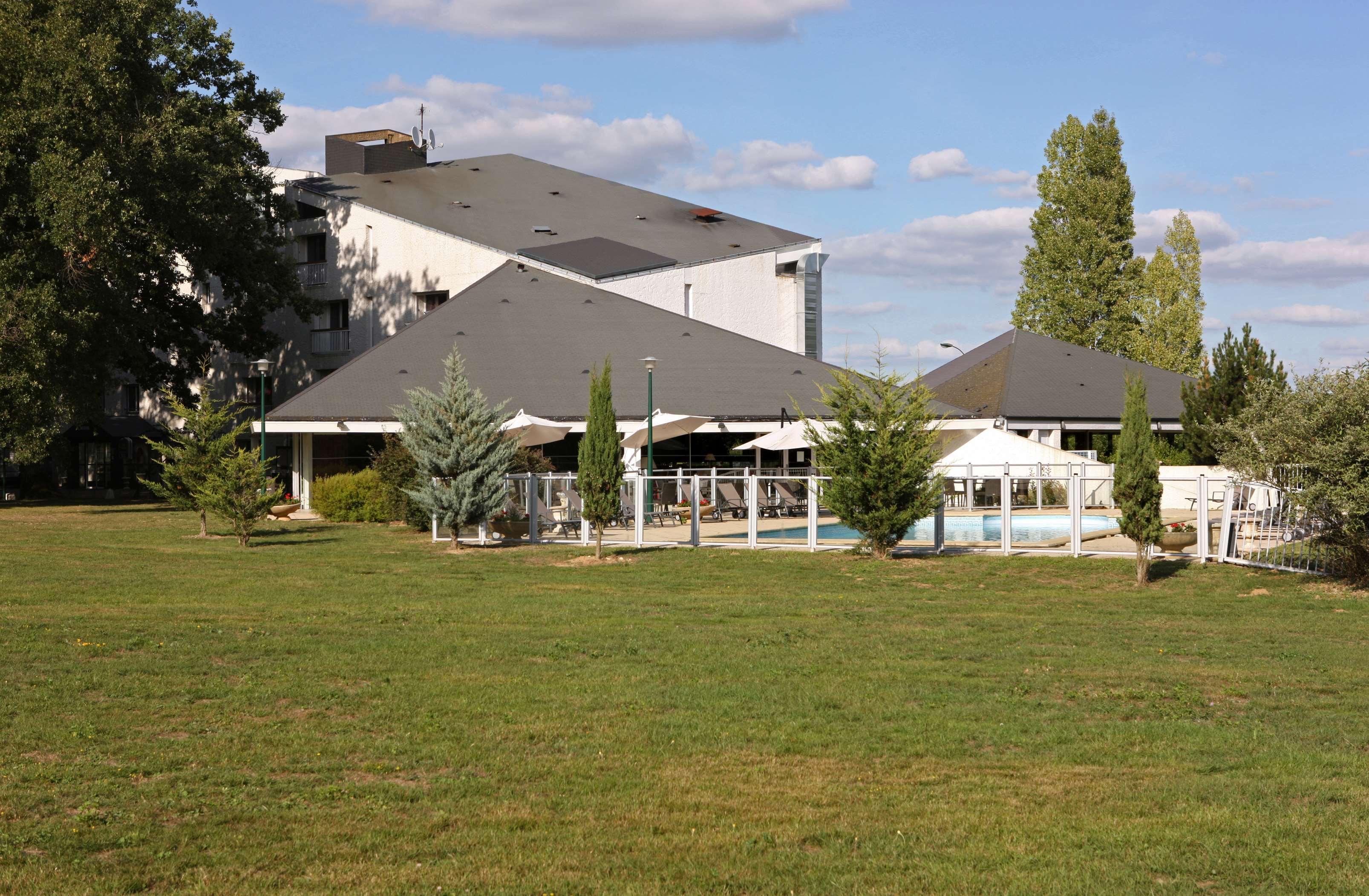 Best Western Le Bois De La Marche Liguge Екстер'єр фото